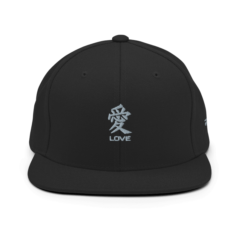GORRA KANJI LOVE JAPONÉS BLANCA Y NEGRA