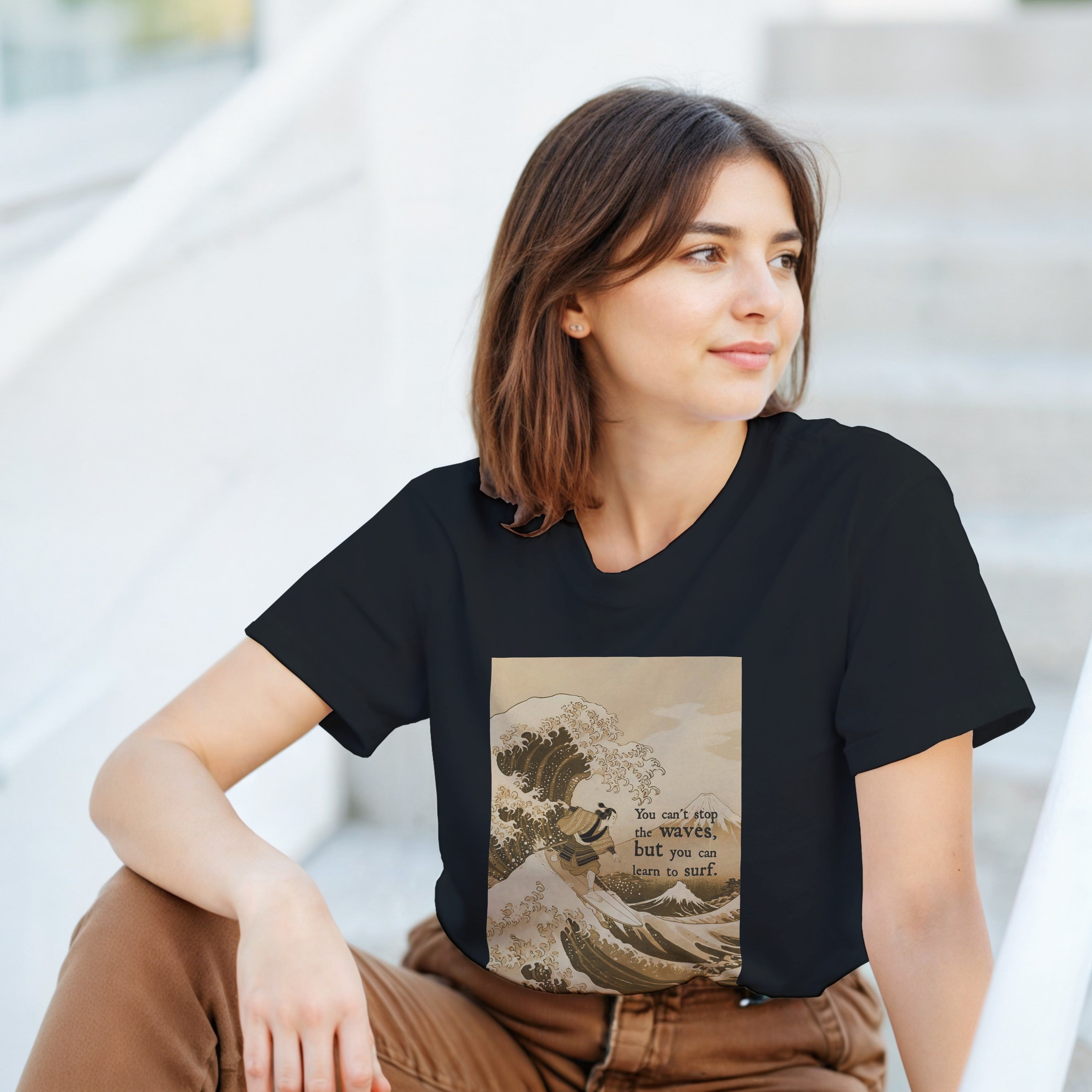 CAMISETA HOKUSAI SURF DOURADA