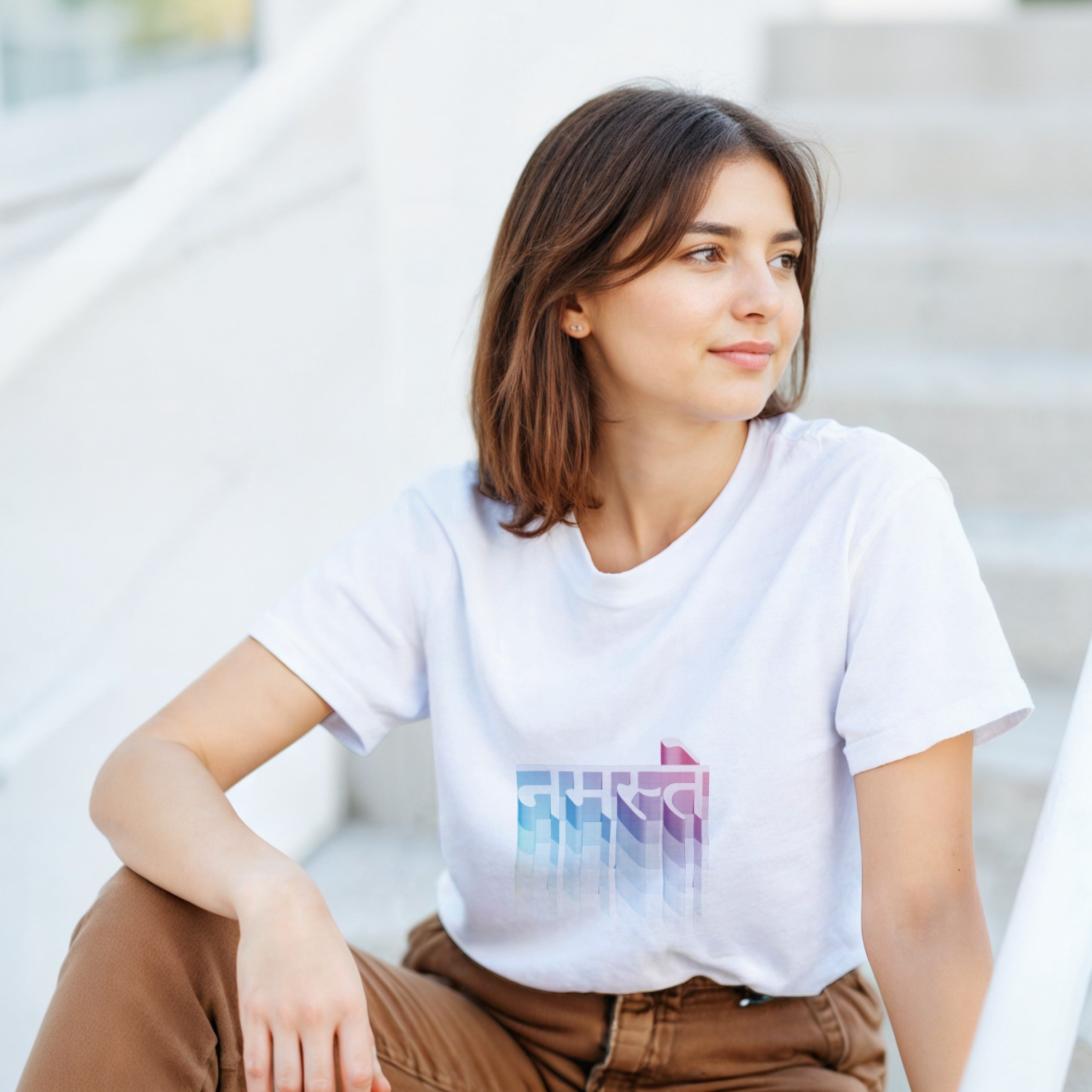 CAMISETA PSICODÉLICA SÁNSCRITA NAMASTE