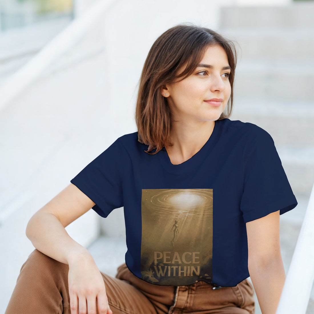 CAMISETA PAZ DENTRO DORADA