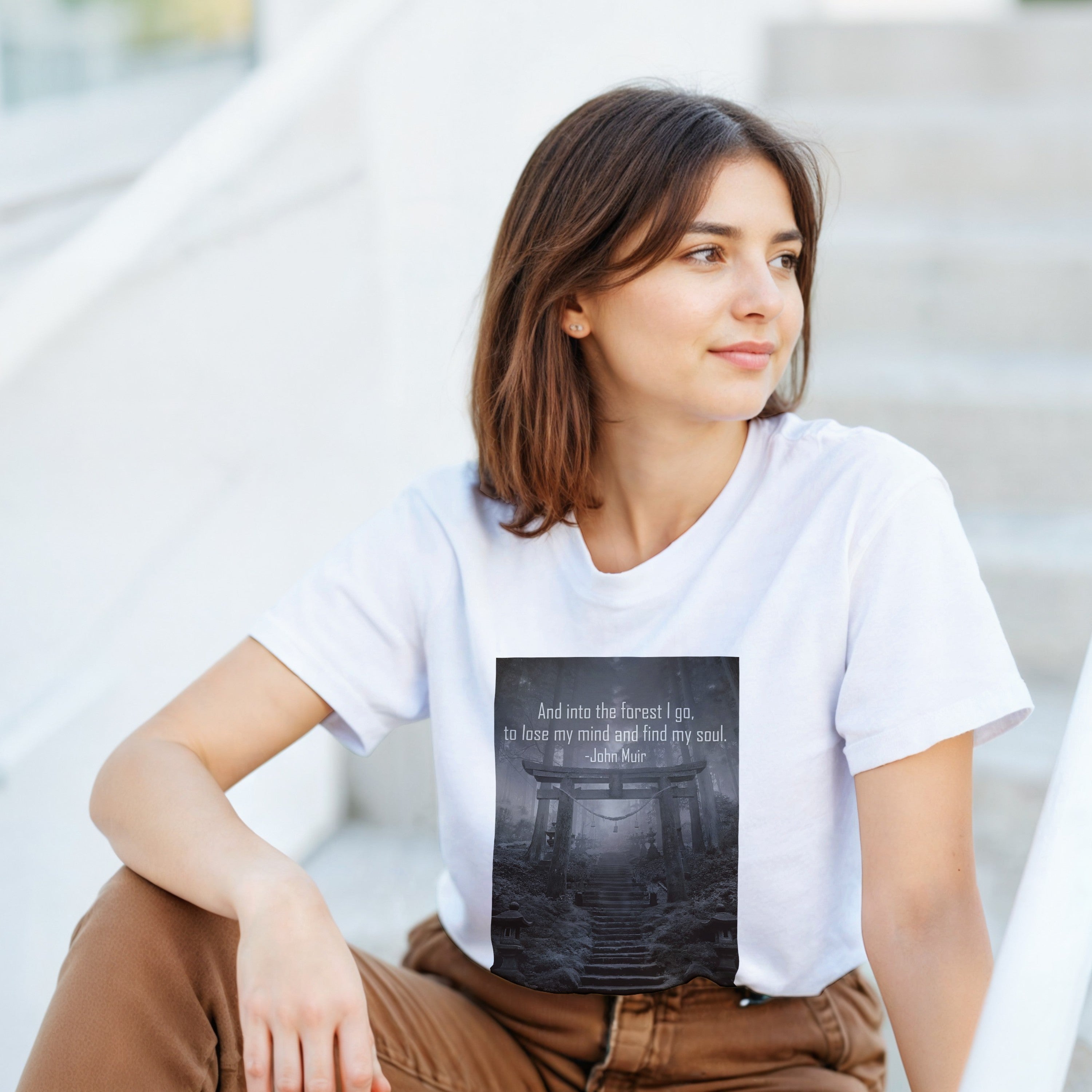 CAMISETA BOSQUE JAPONÉS BLANCA Y GRIS