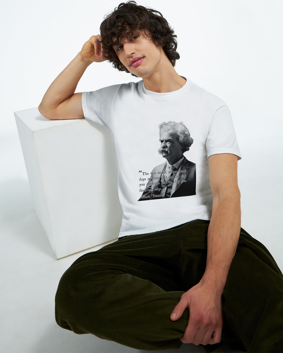 CAMISETA MASTER TWAIN PRETA E BRANCA
