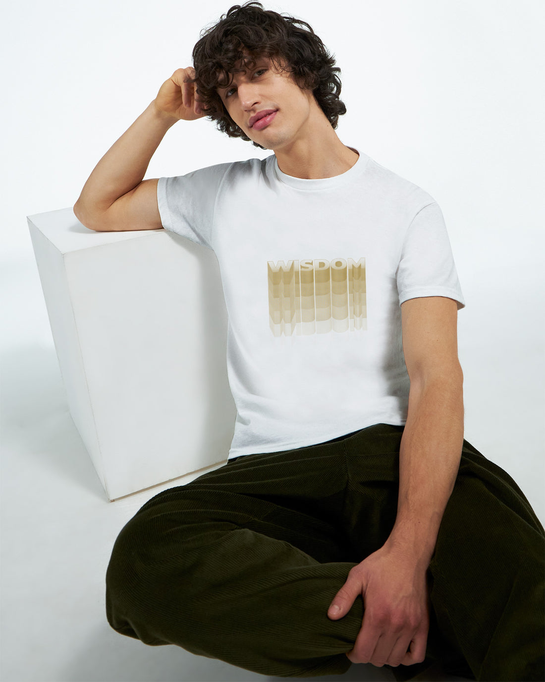 CAMISETA SABEDORIA DOURADA