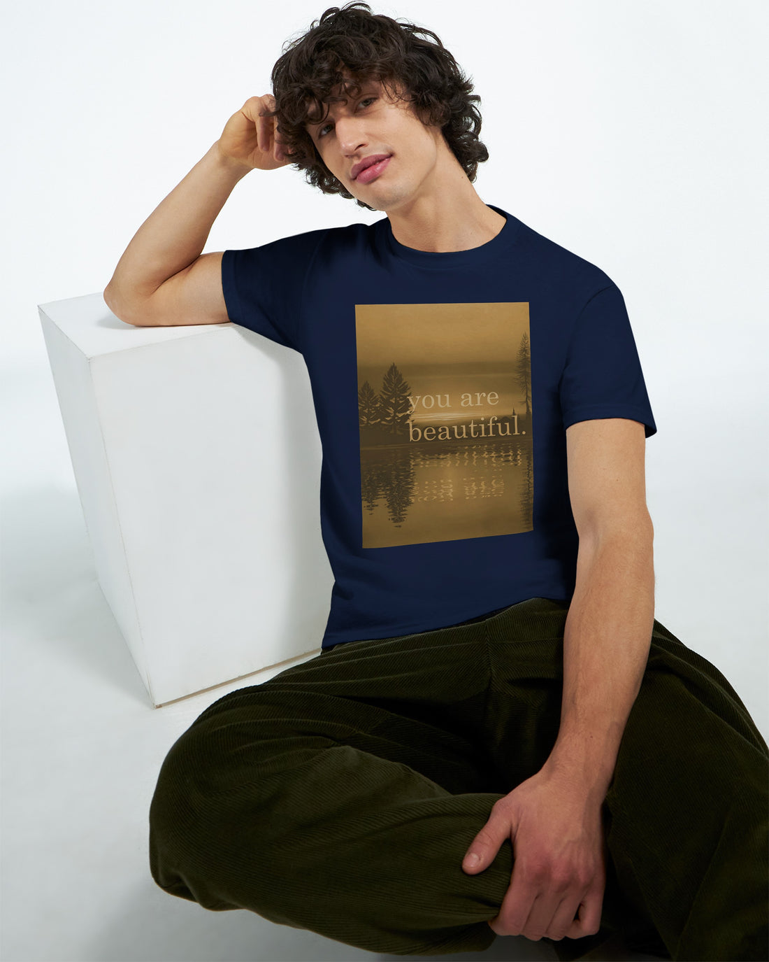 CAMISETA ERES HERMOSA DORADA