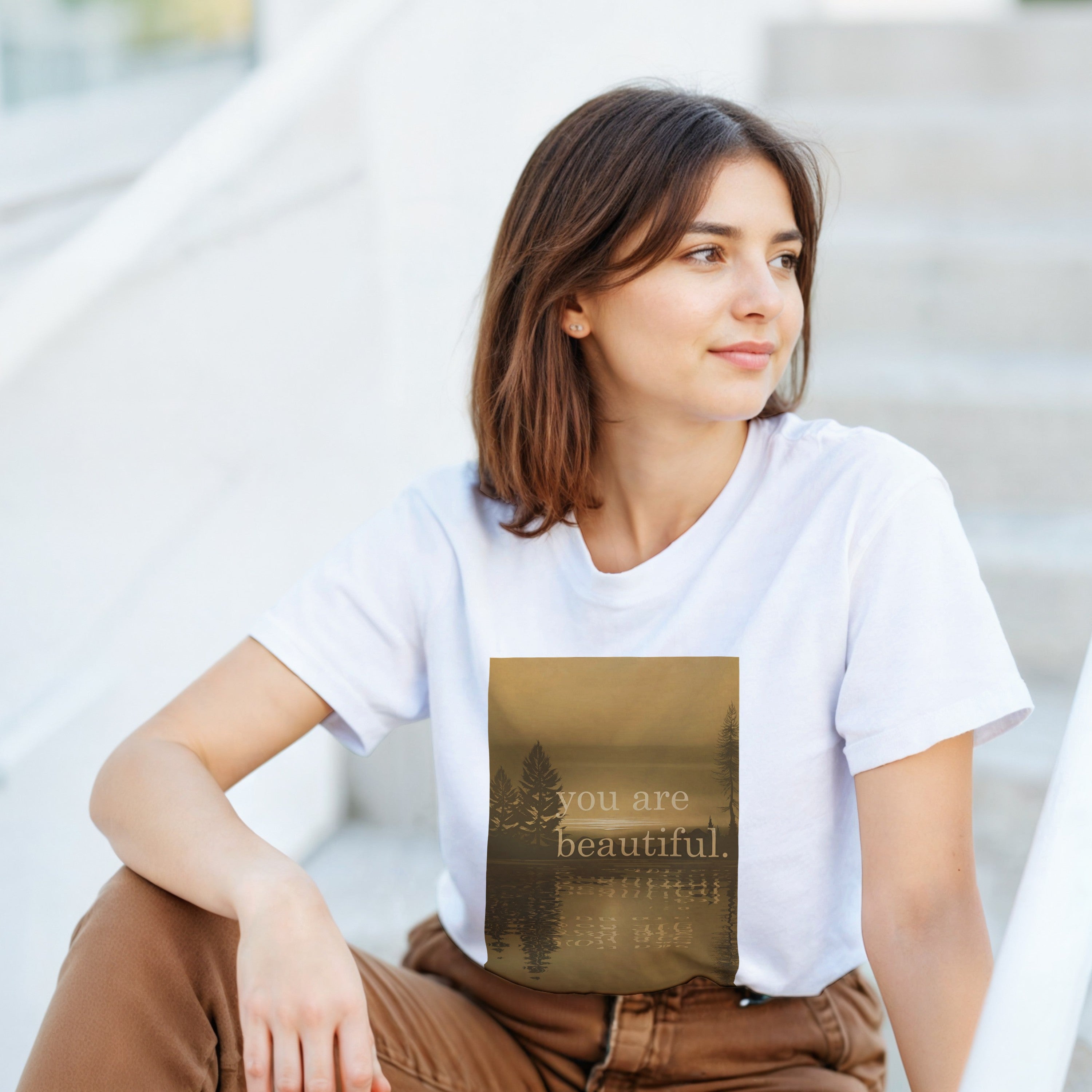 CAMISETA ERES HERMOSA DORADA