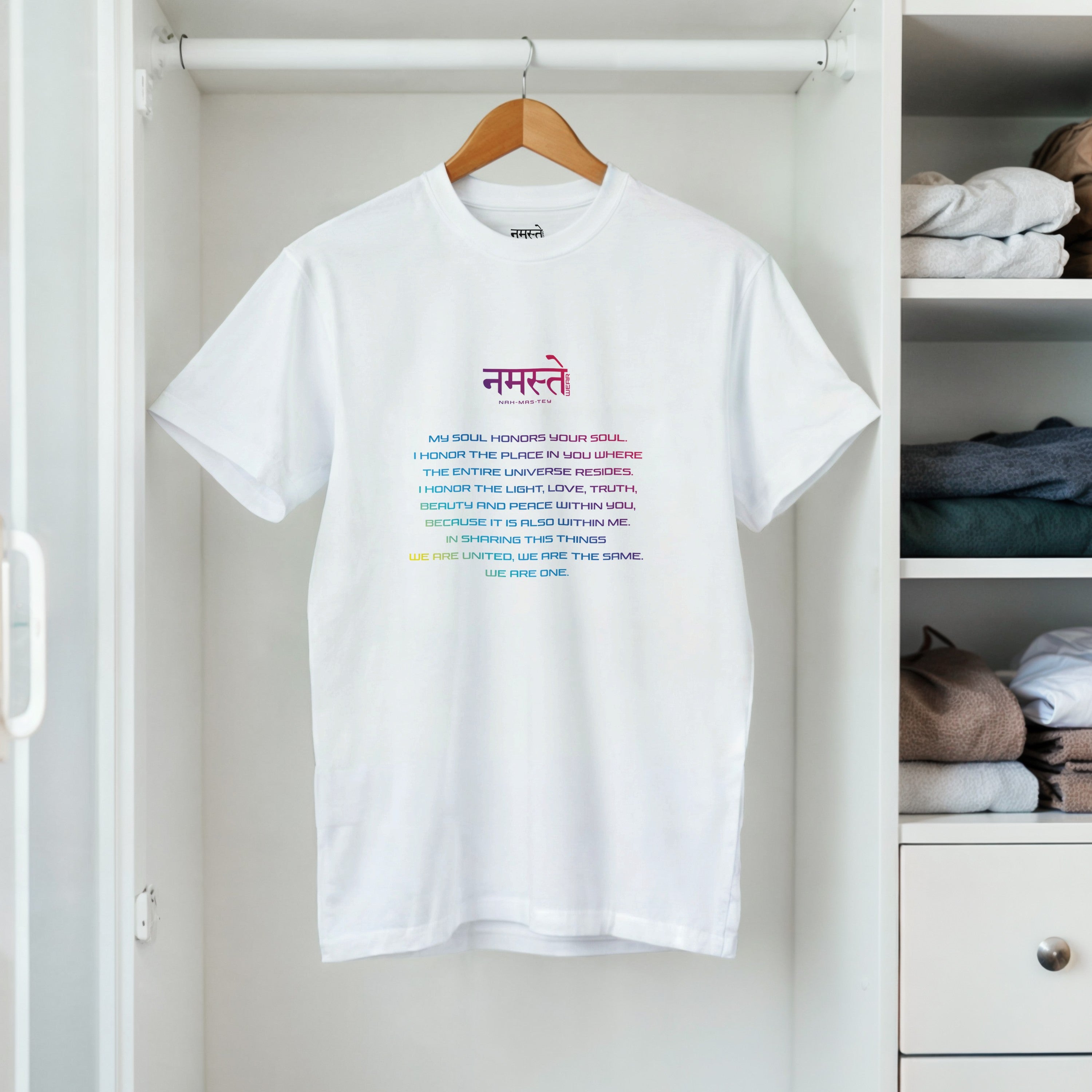 CAMISETA NAMASTE SIGNIFICADO MULTICOLOR