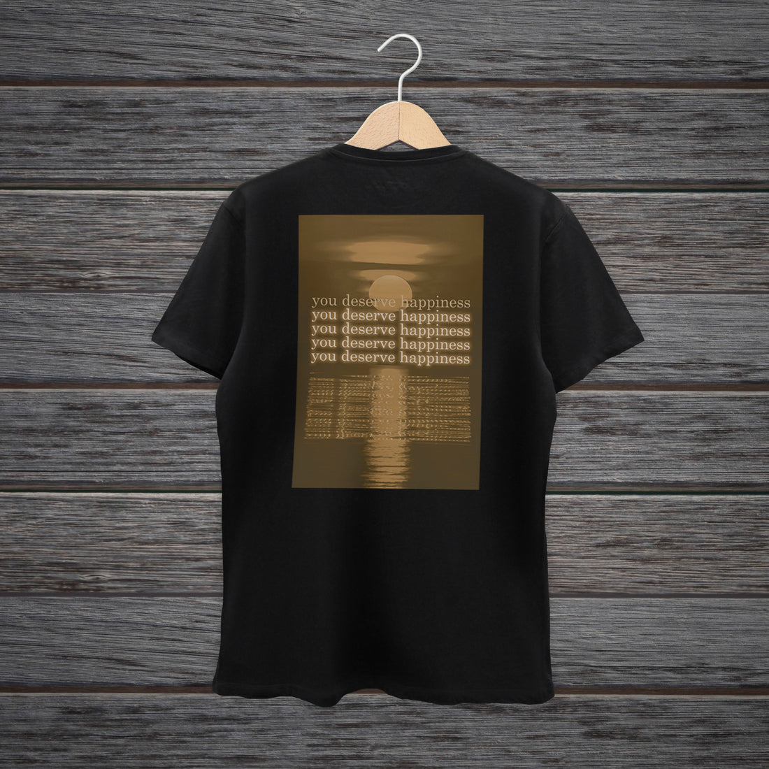 CAMISETA TE MERECES LA FELICIDAD DORADA