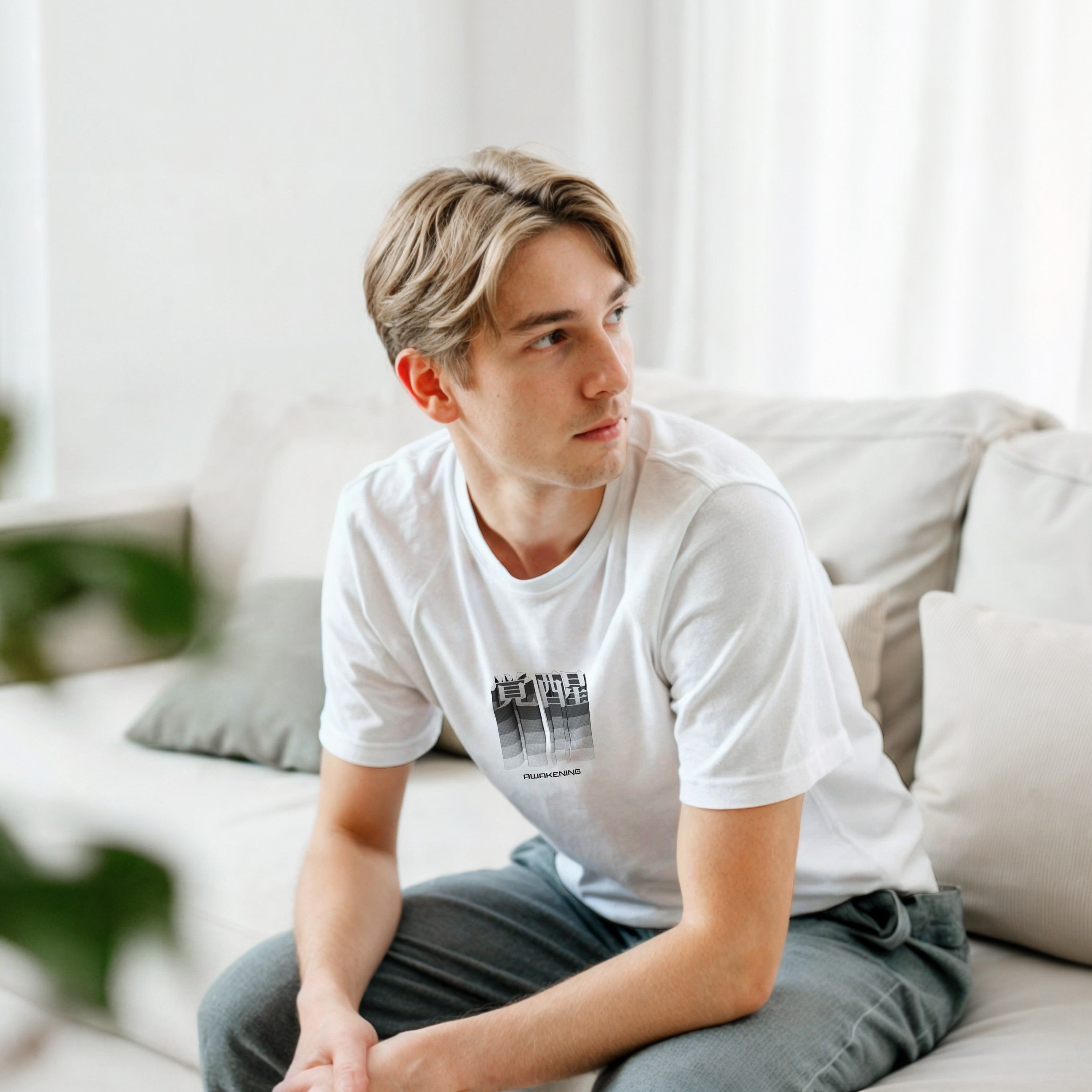 CAMISETA KANJI JAPONÉS DESPERTAR NEGRO Y GRIS