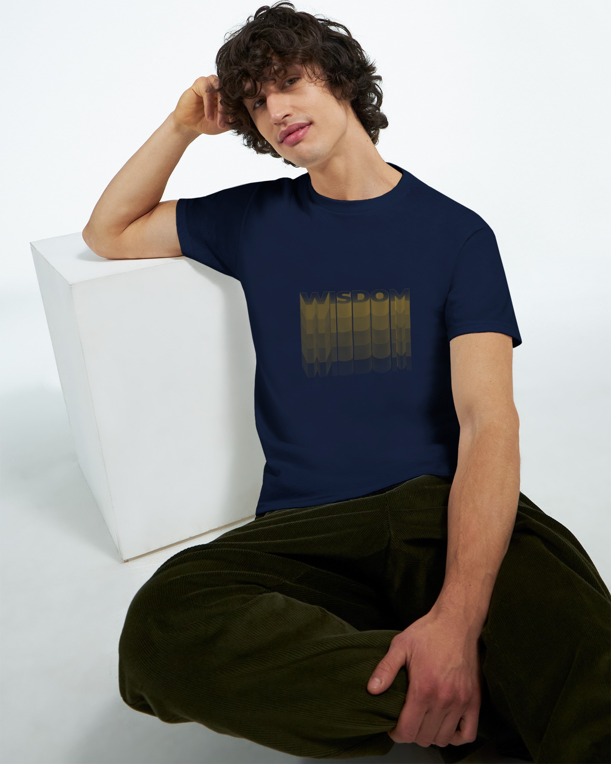 CAMISETA SABEDORIA DOURADA