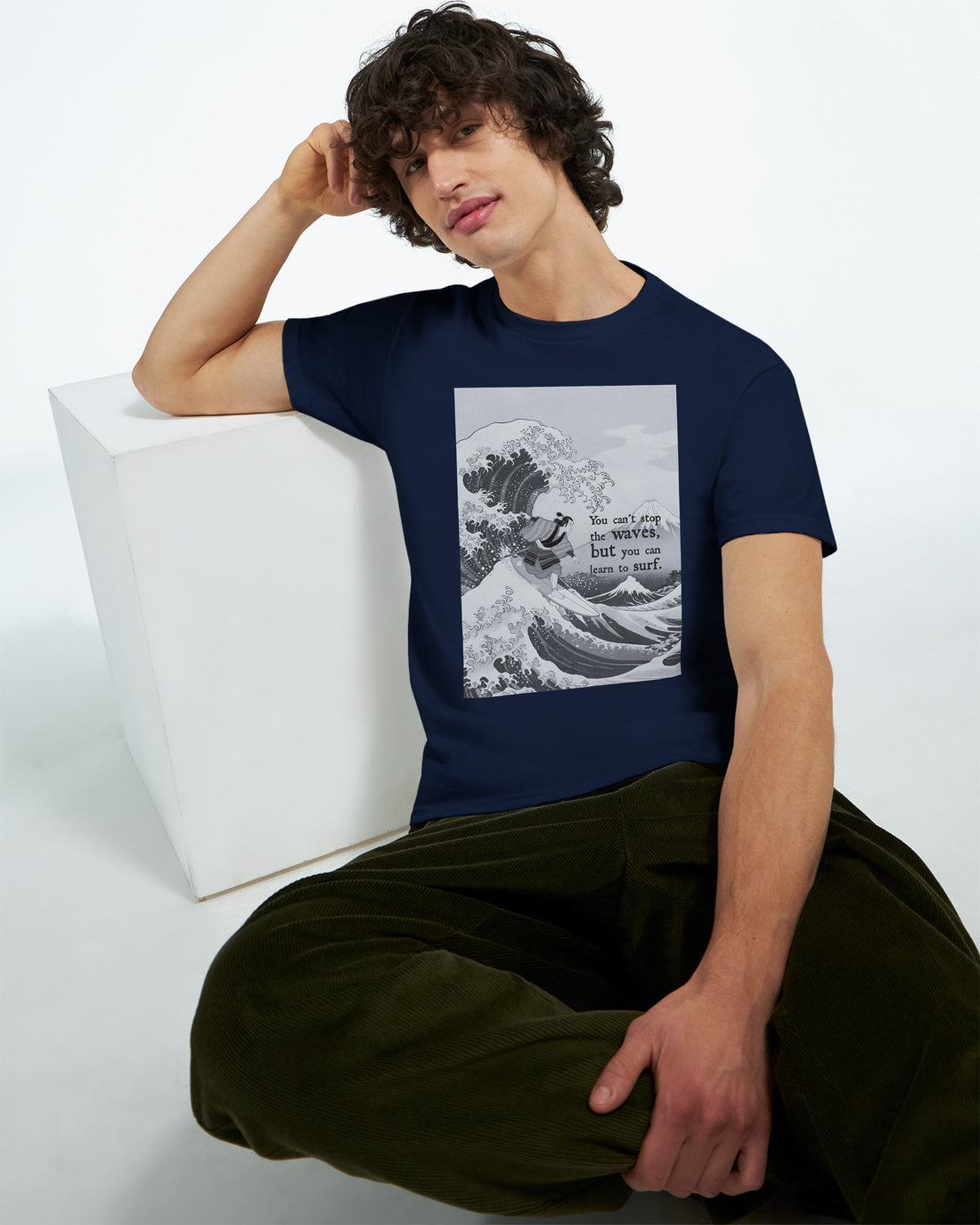CAMISETA HOKUSAI SURF BRANCA E CINZA